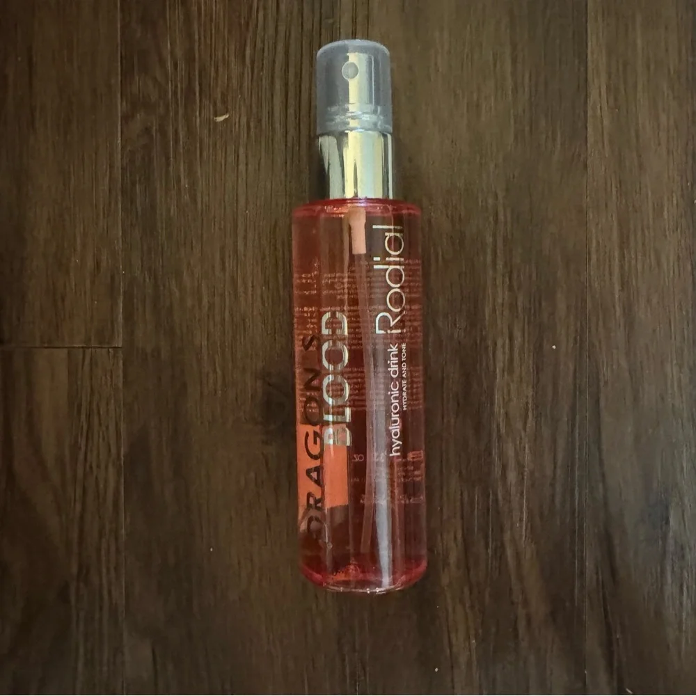 Radial Dragon’s Blood Hyaluronic Drink - Picture 3 of 3
